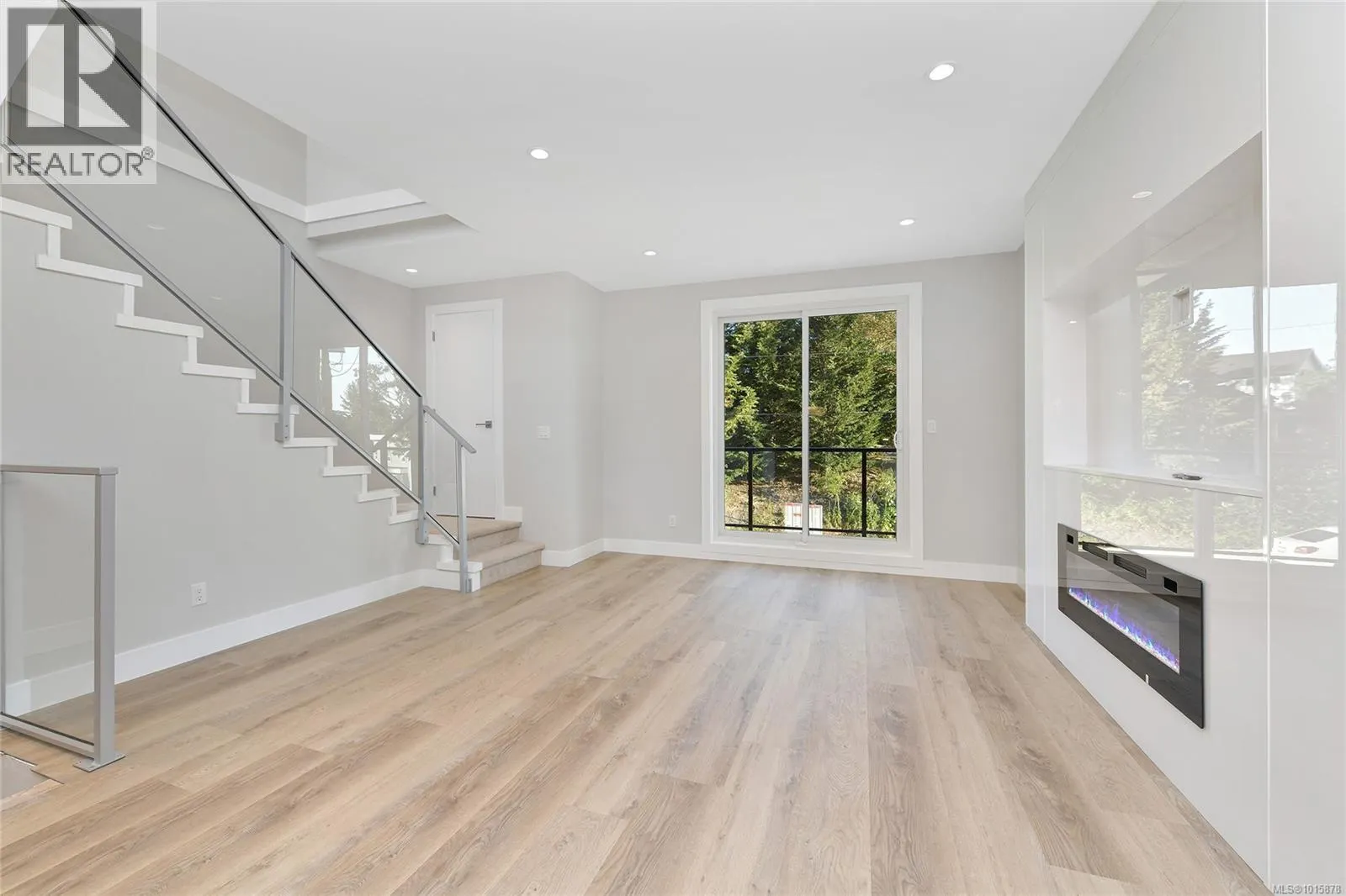 996 CITATION Rd