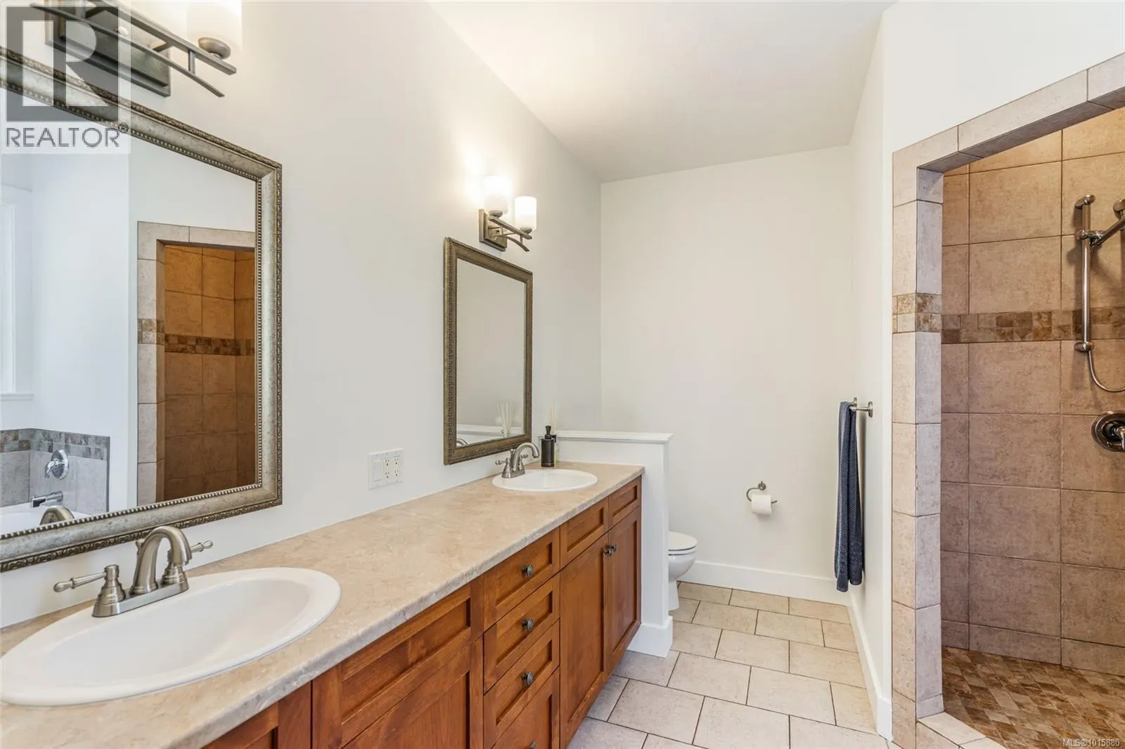 1075 Cinnamon Sedge Way