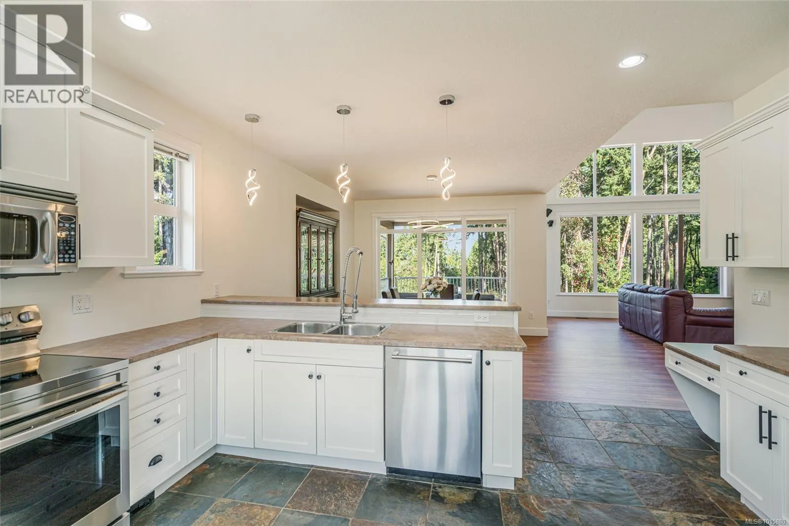 1075 Cinnamon Sedge Way