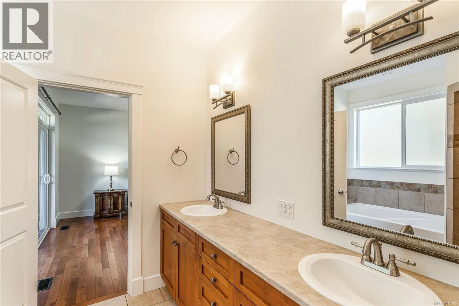 1075 Cinnamon Sedge Way