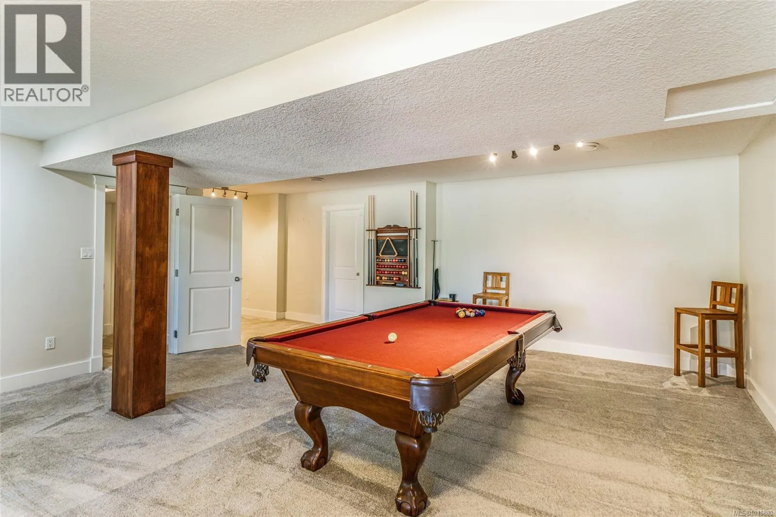 1075 Cinnamon Sedge Way