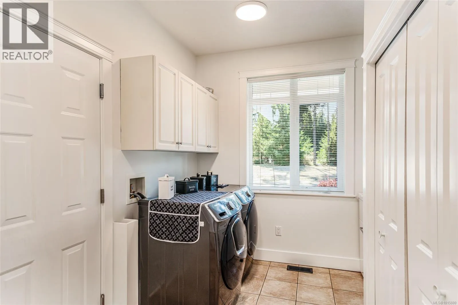 1075 Cinnamon Sedge Way