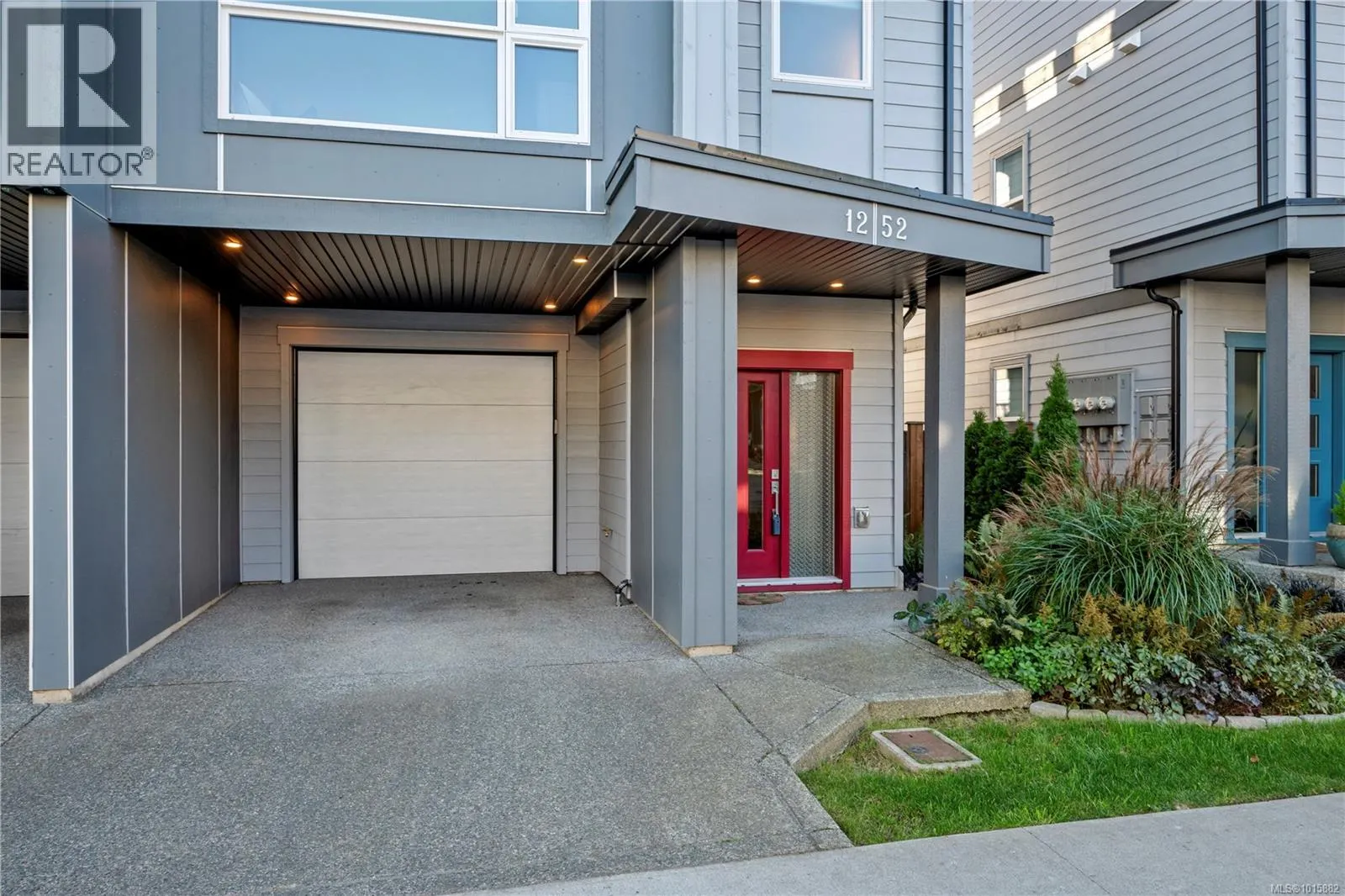 1252 Solstice Cres