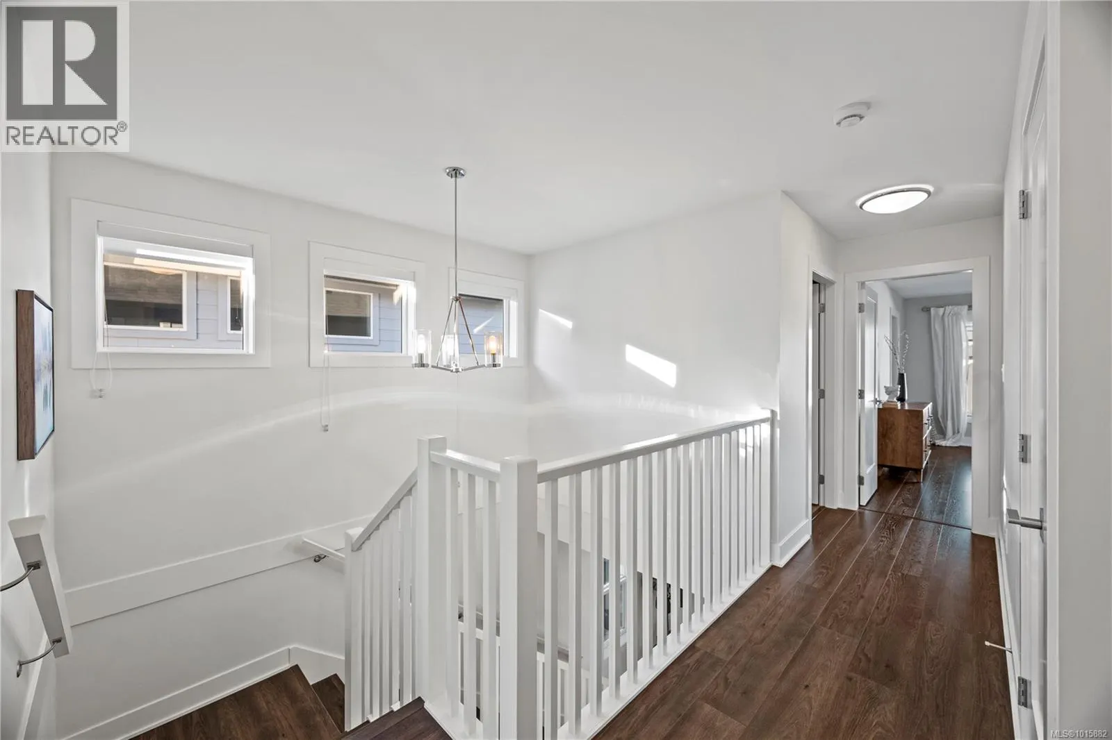1252 Solstice Cres