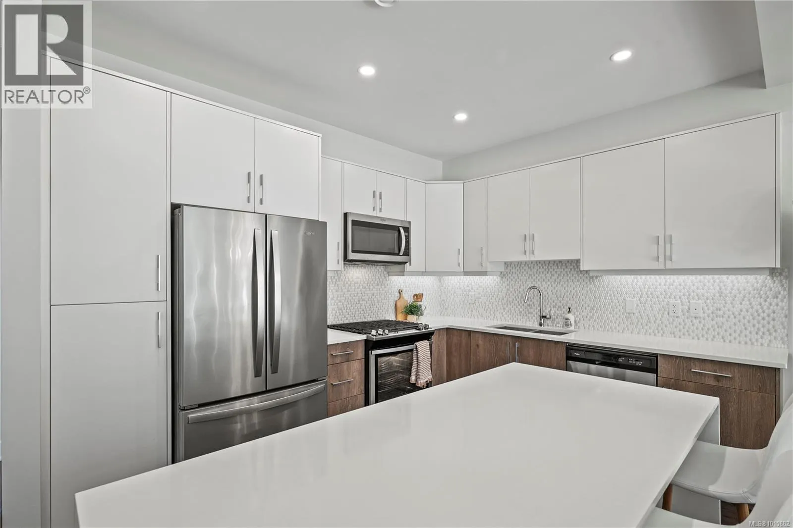 1252 Solstice Cres