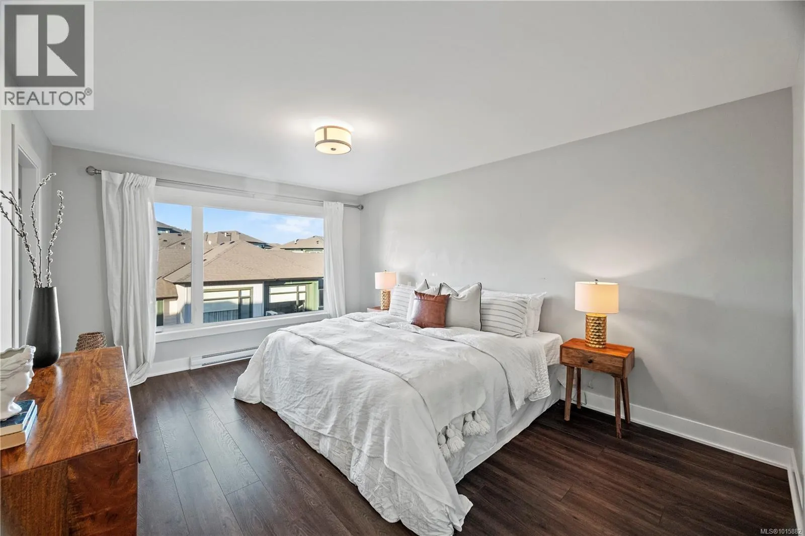 1252 Solstice Cres
