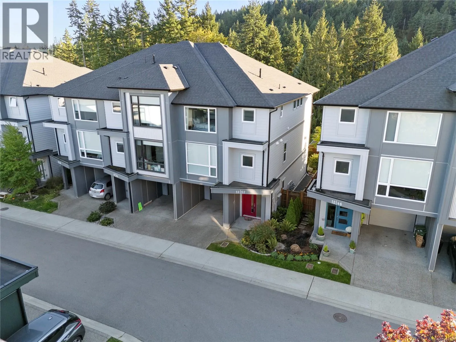 1252 Solstice Cres