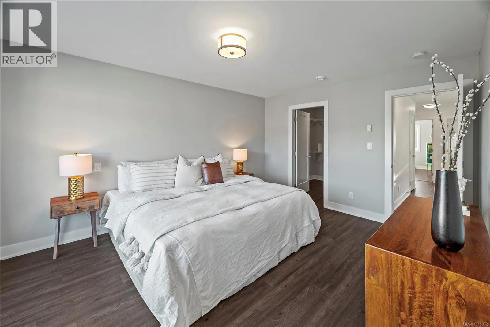 1252 Solstice Cres