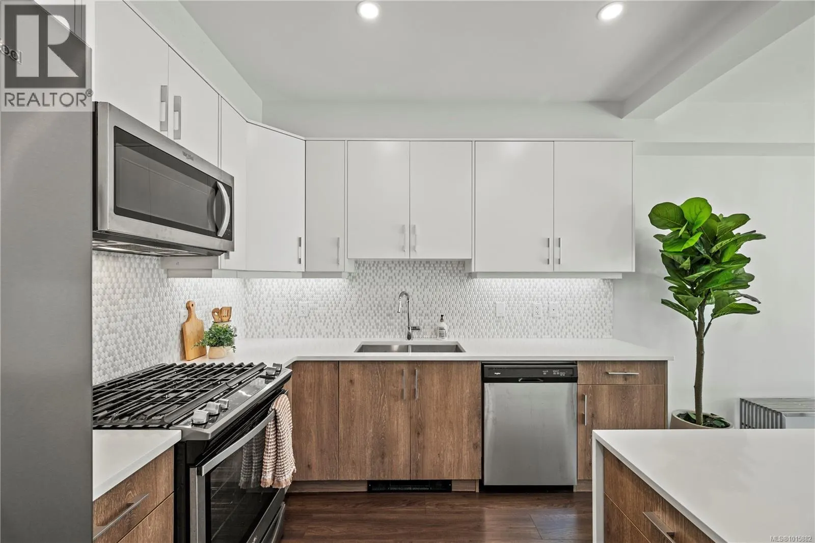 1252 Solstice Cres