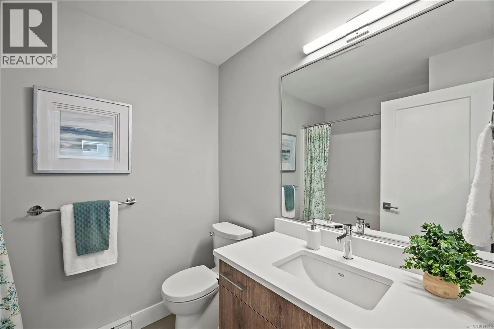 1252 Solstice Cres