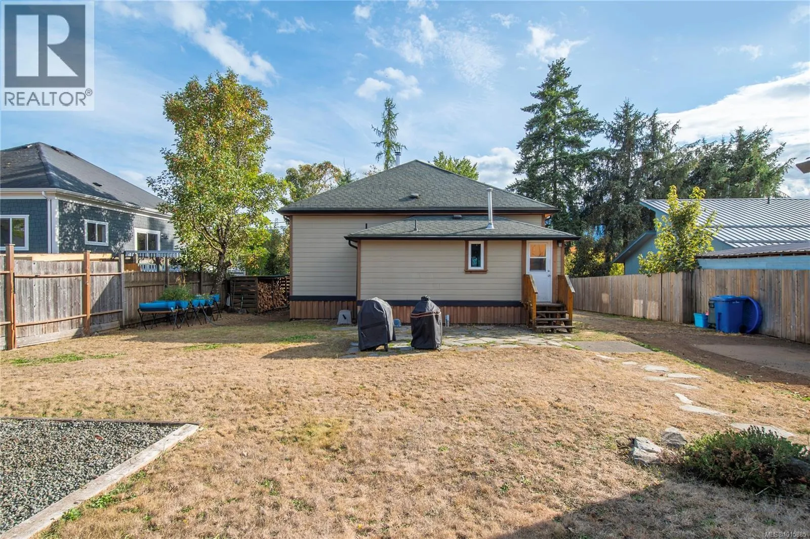 2792 Dunsmuir Ave