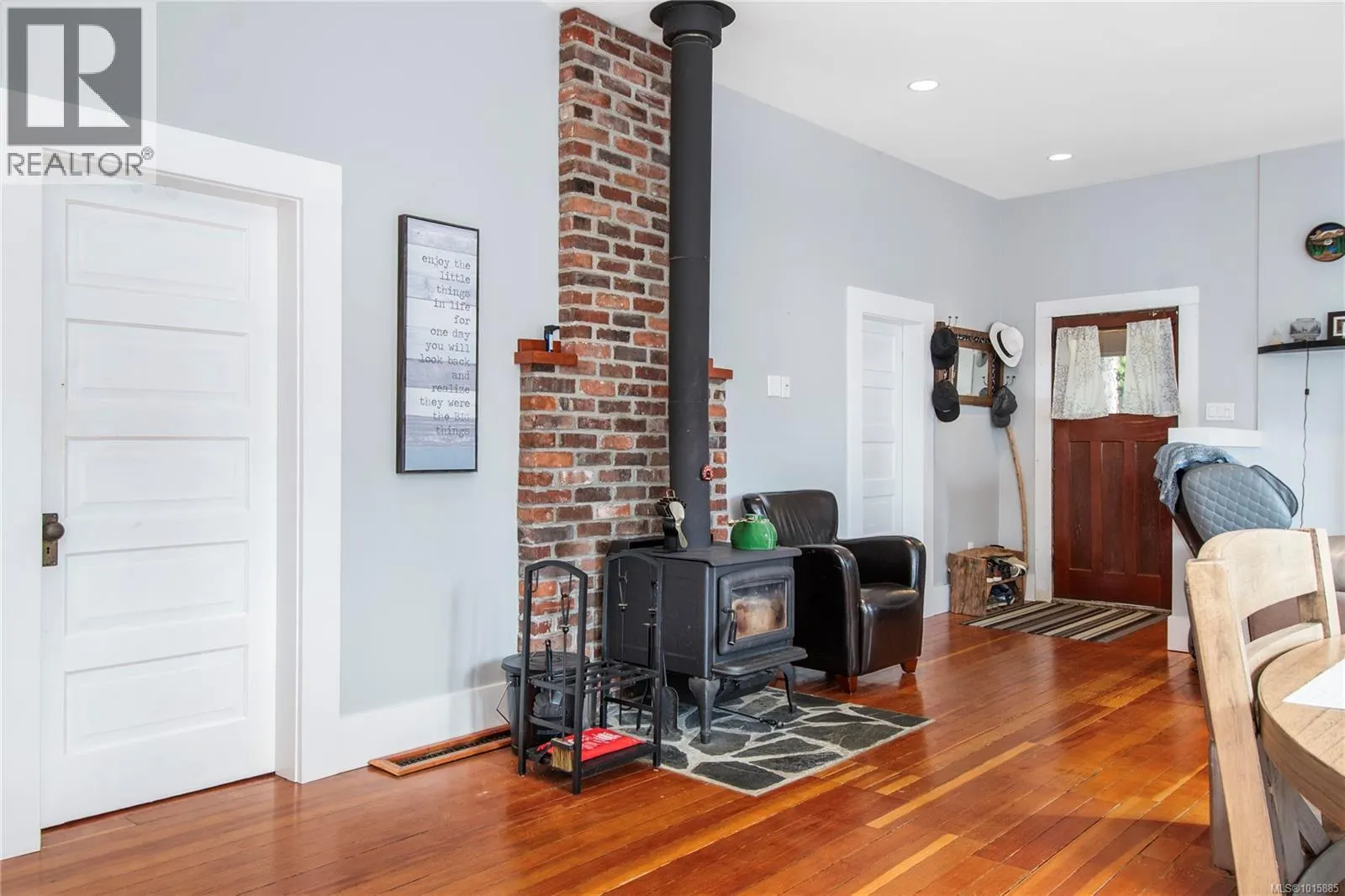 2792 Dunsmuir Ave