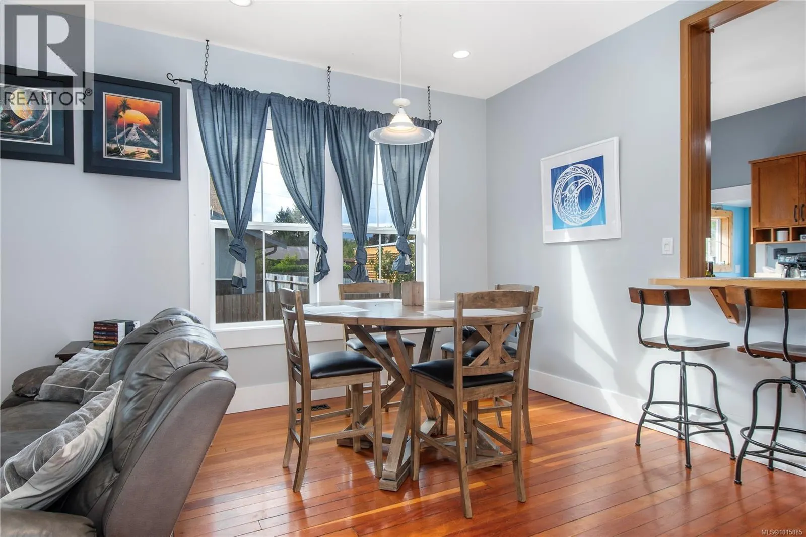2792 Dunsmuir Ave