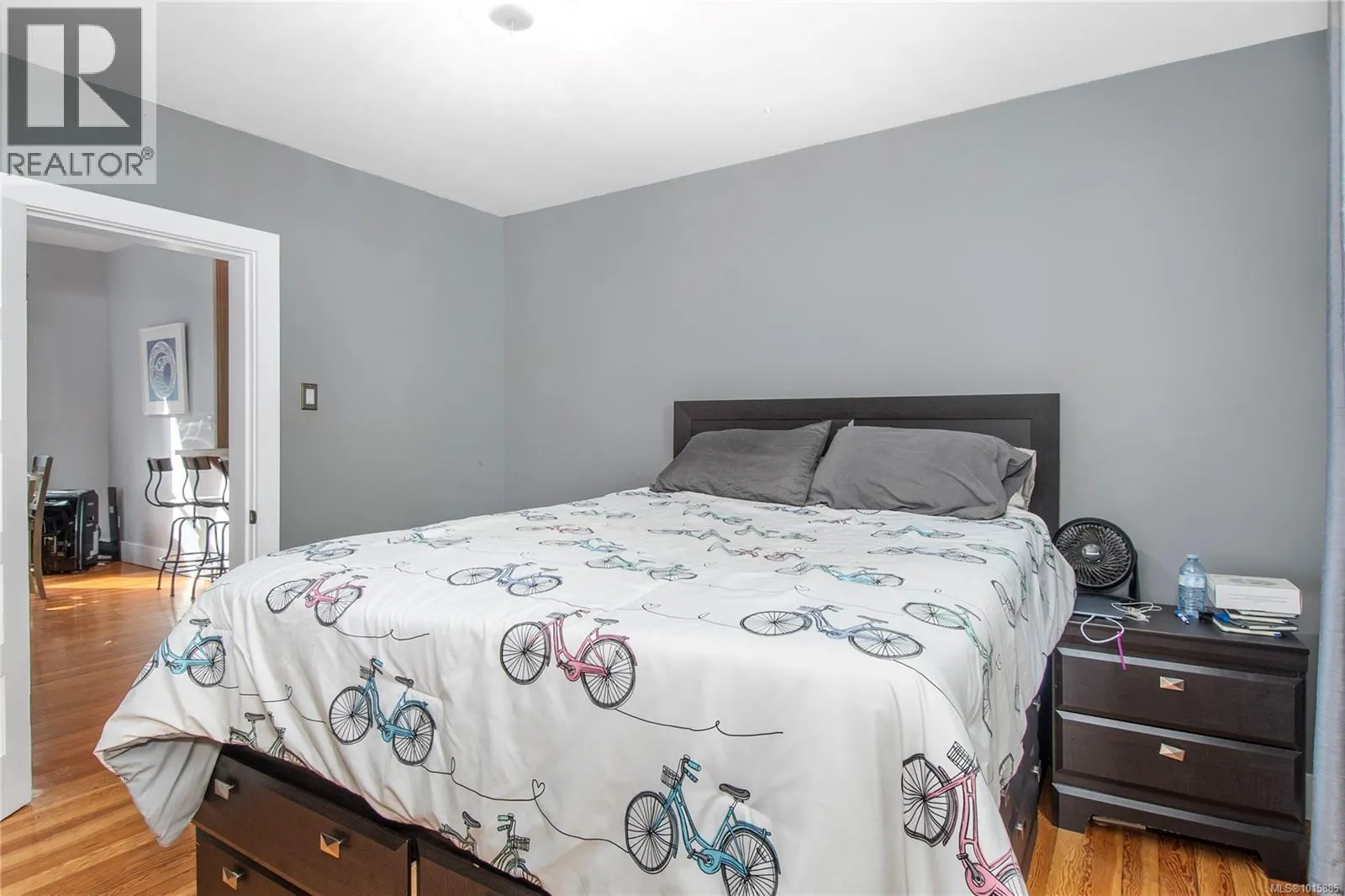 2792 Dunsmuir Ave
