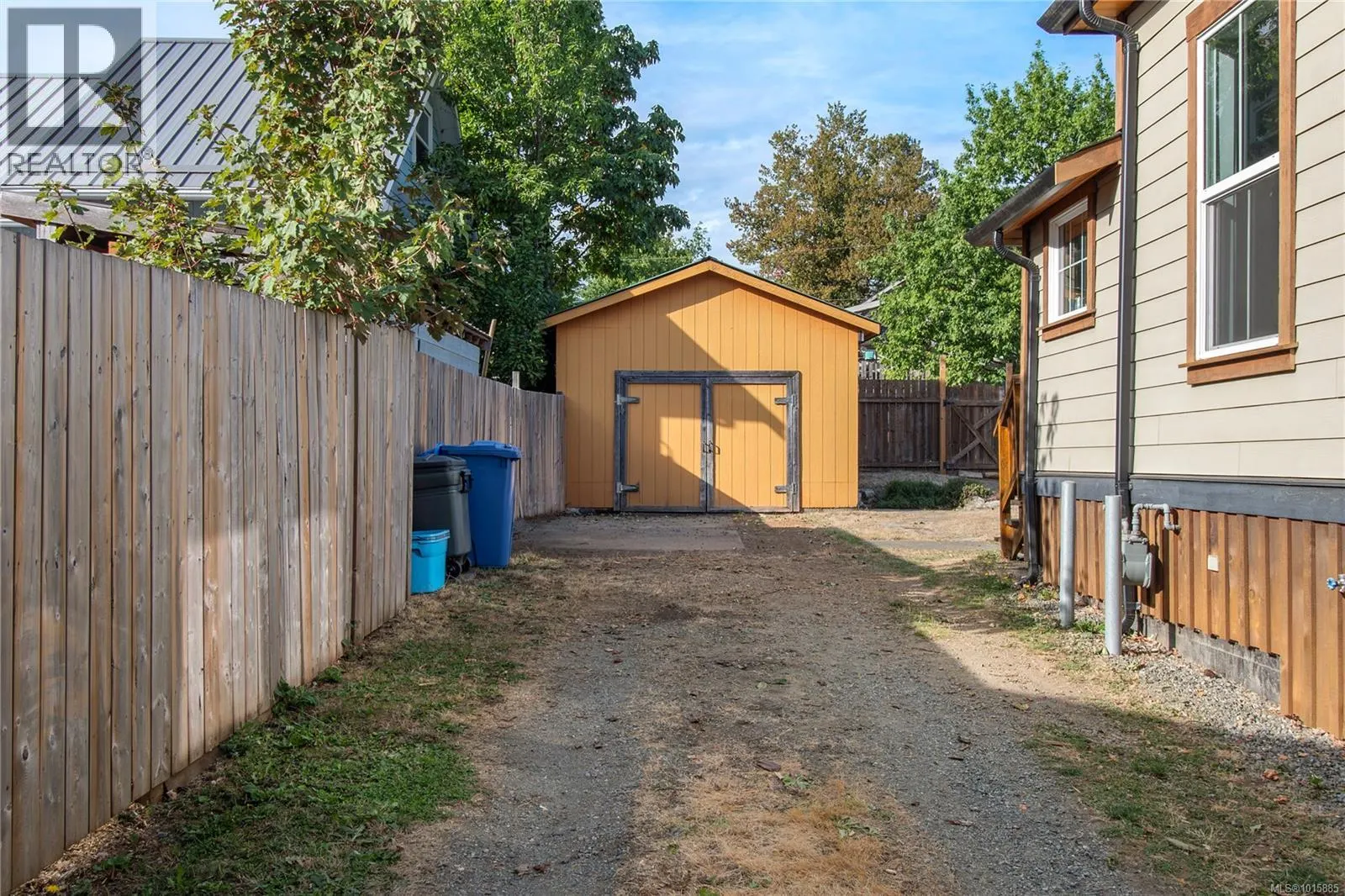 2792 Dunsmuir Ave