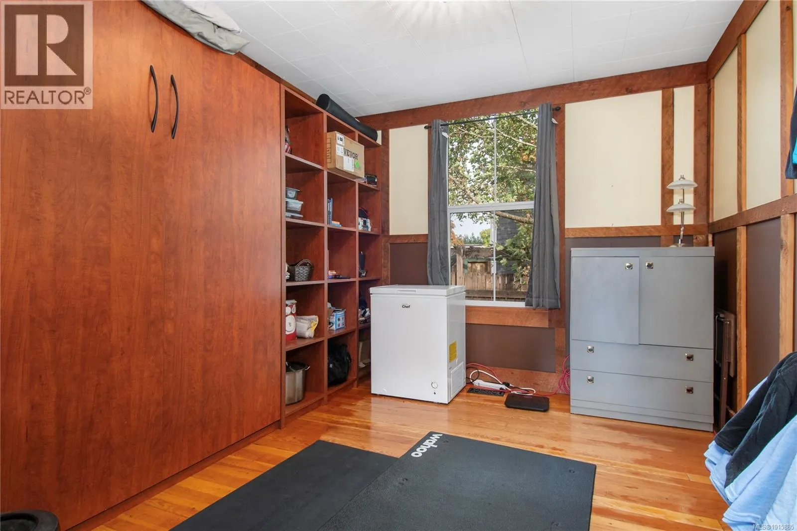 2792 Dunsmuir Ave