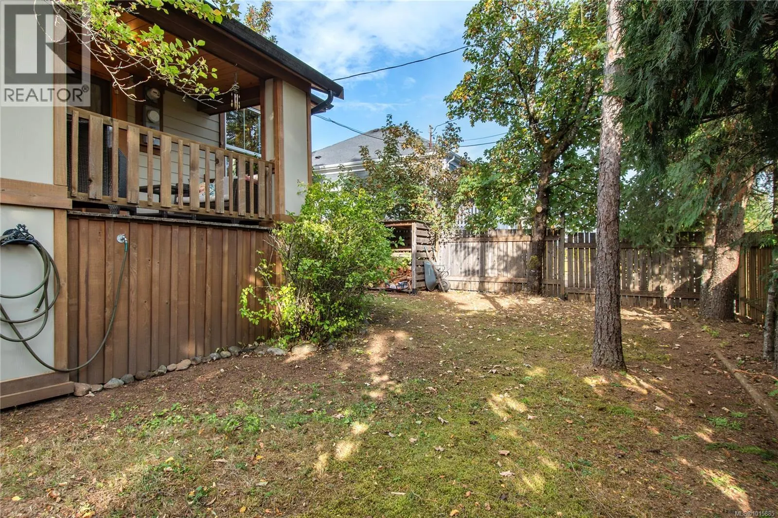 2792 Dunsmuir Ave