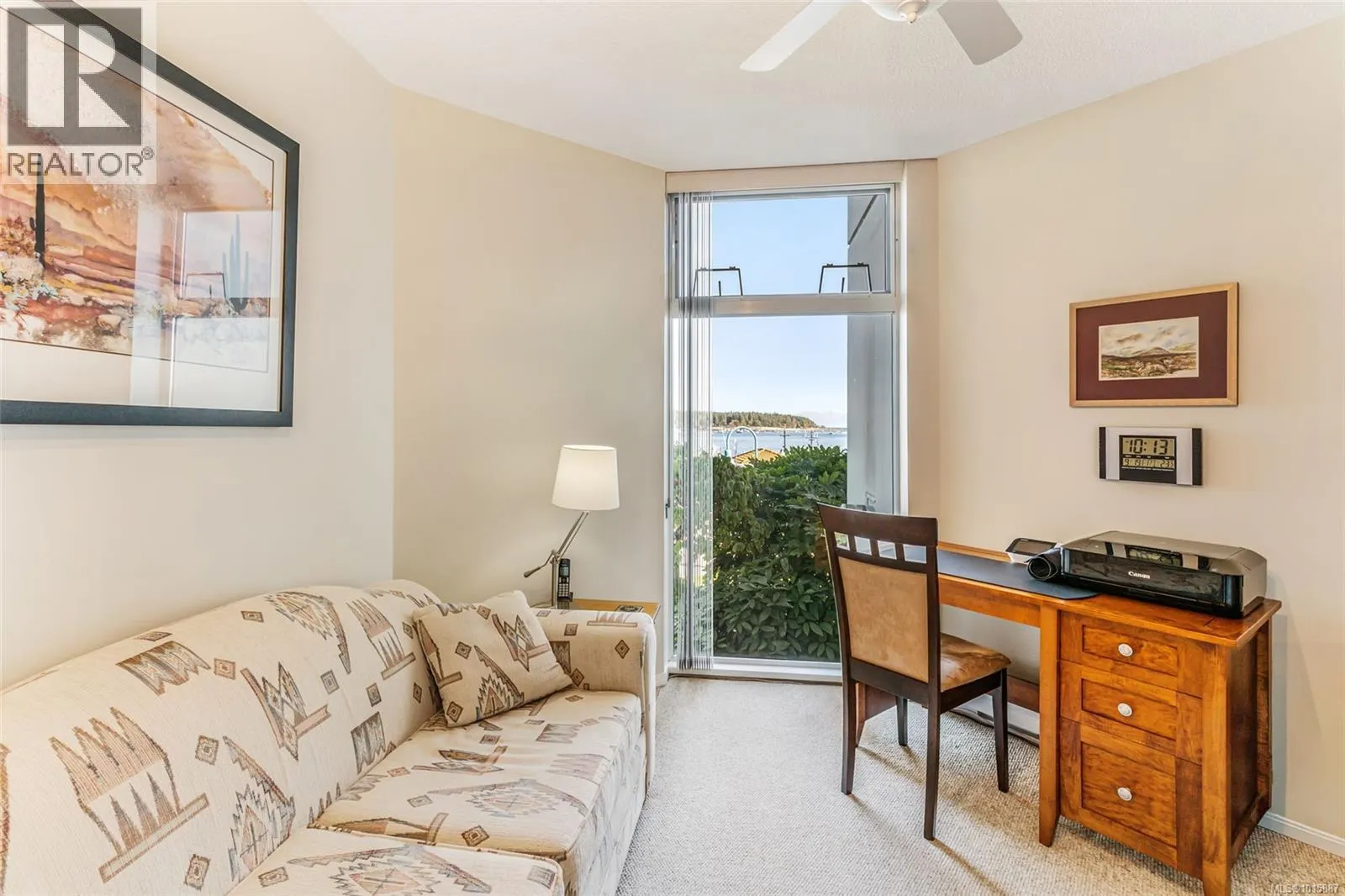 207 150 Promenade Dr