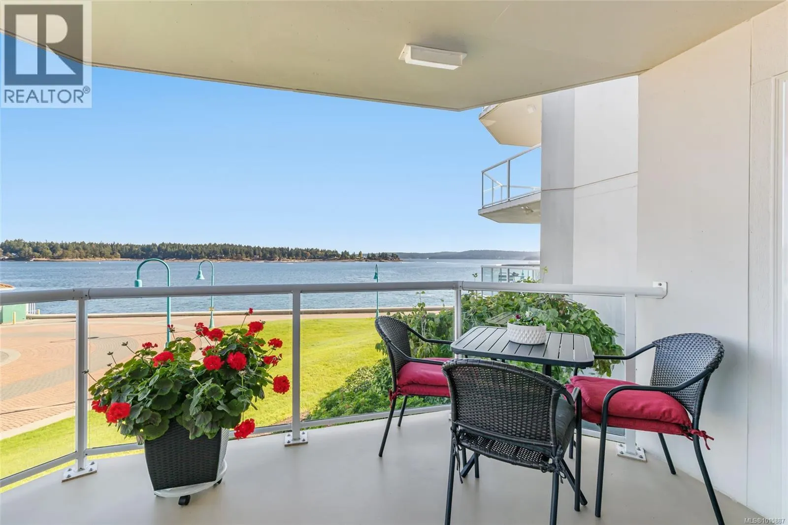 207 150 Promenade Dr