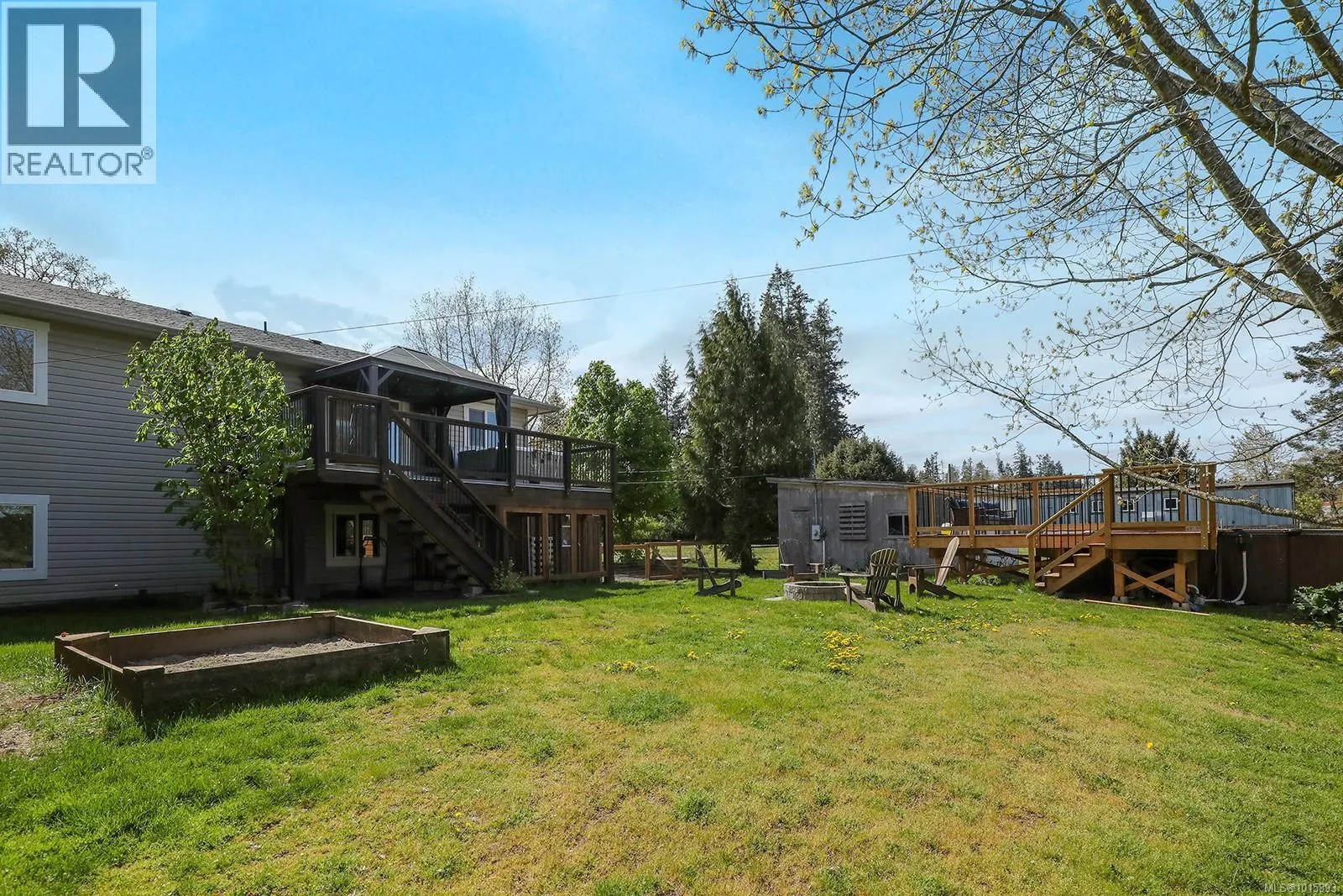 5252 Headquarters Rd
