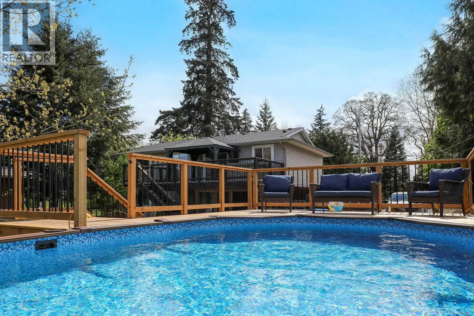 5252 Headquarters Rd