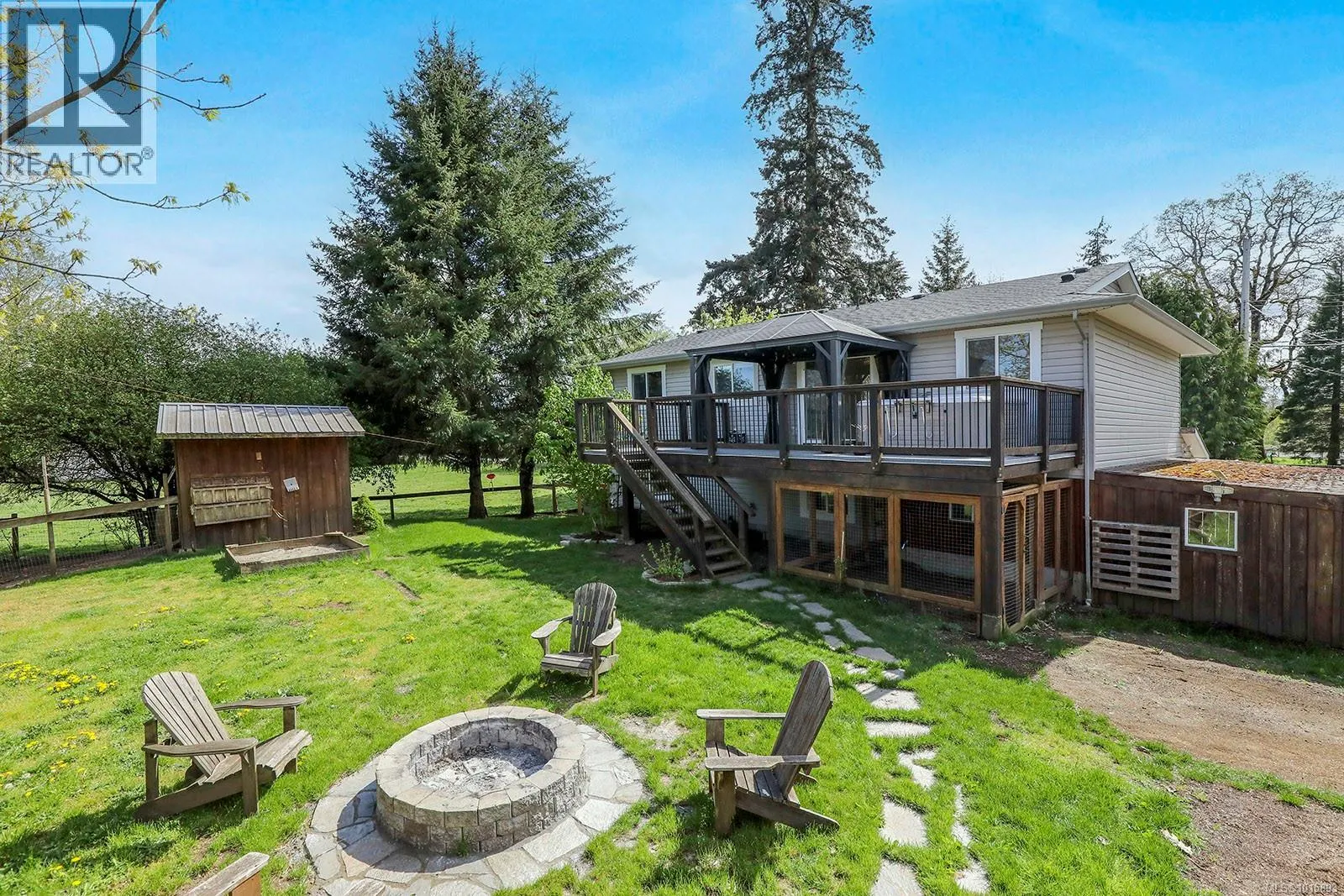 5252 Headquarters Rd