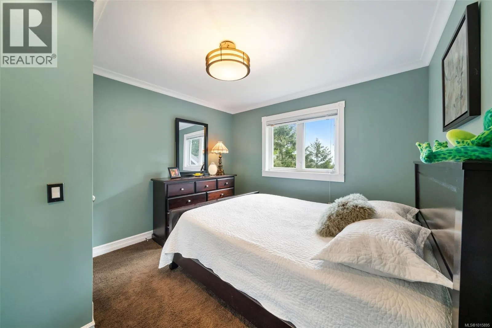 4980 Deer Park Trail