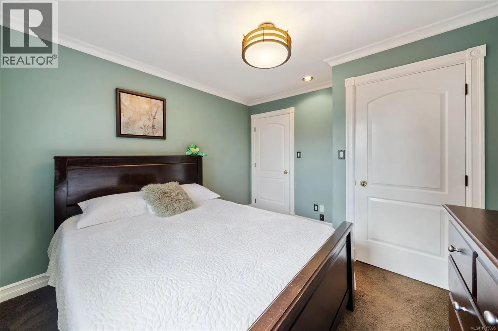 4980 Deer Park Trail