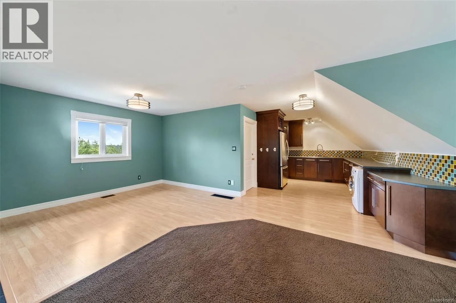 4980 Deer Park Trail