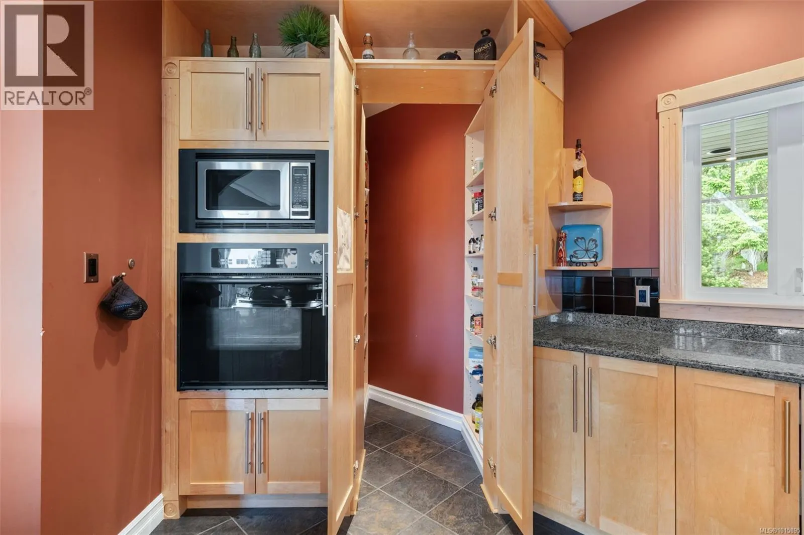4980 Deer Park Trail