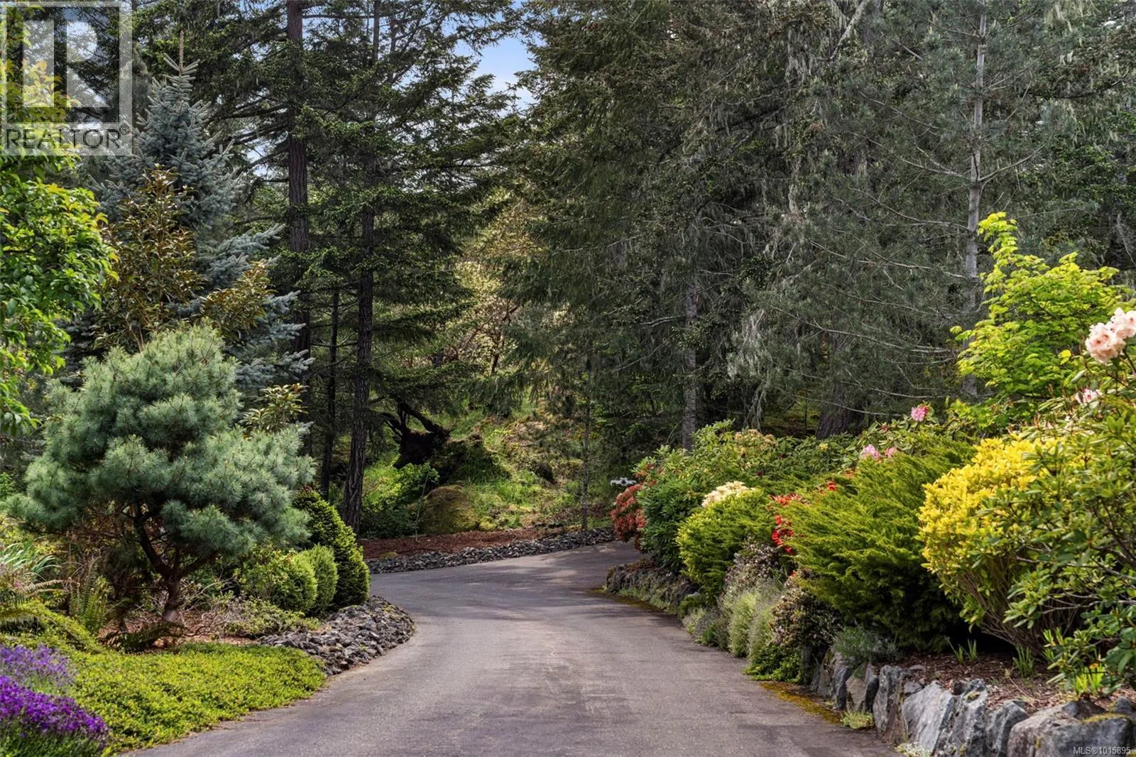 4980 Deer Park Trail