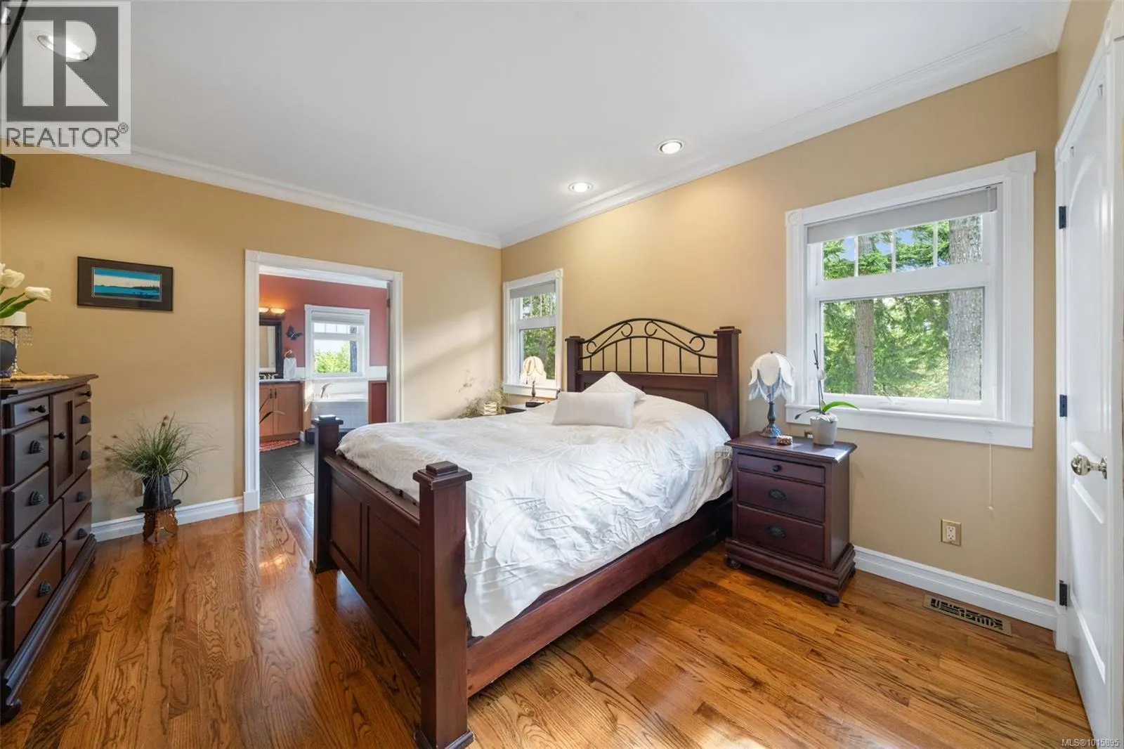 4980 Deer Park Trail