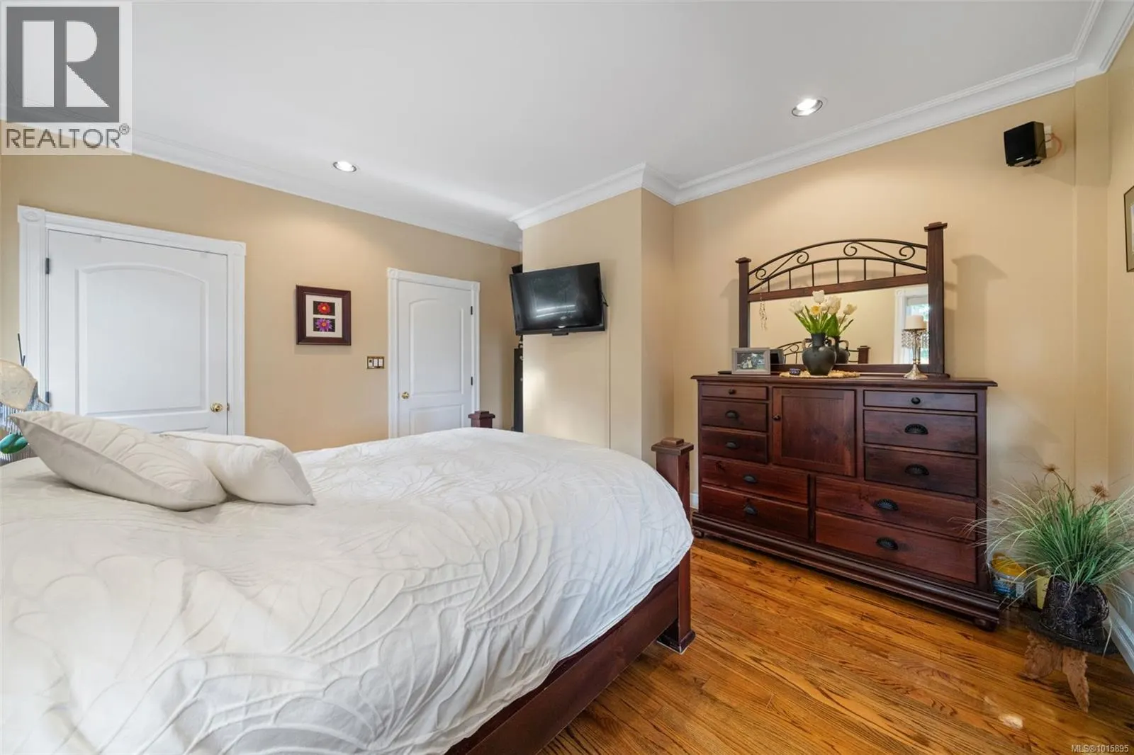 4980 Deer Park Trail