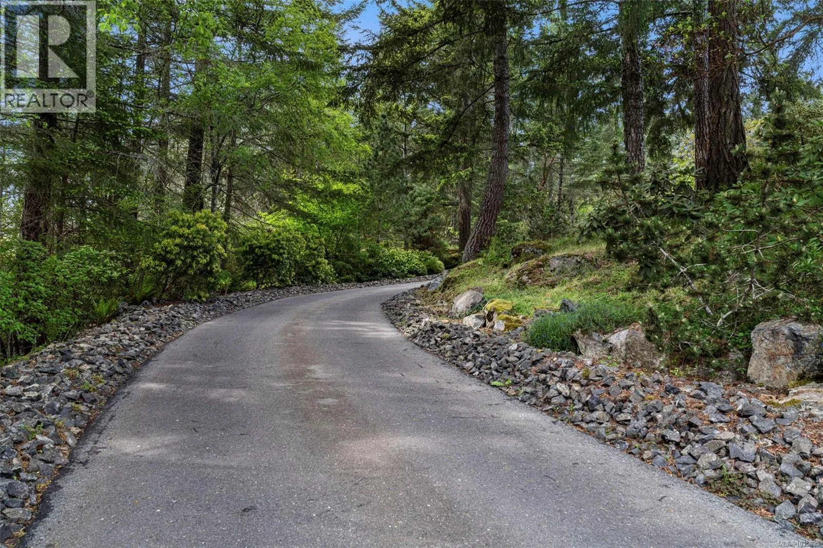 4980 Deer Park Trail
