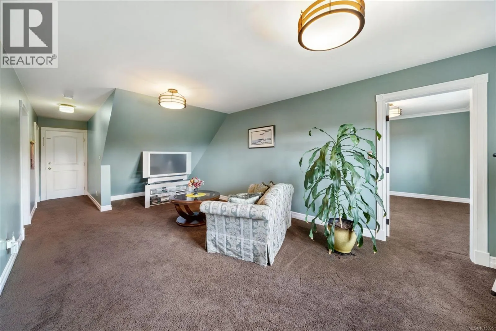 4980 Deer Park Trail