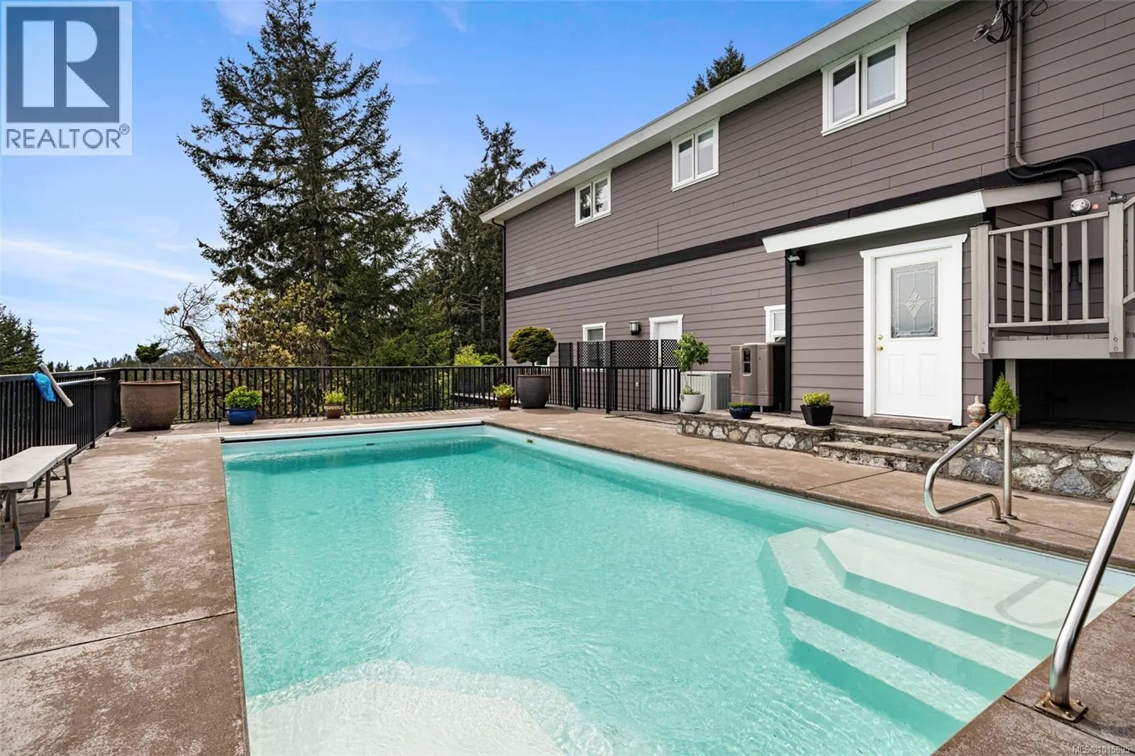 4980 Deer Park Trail