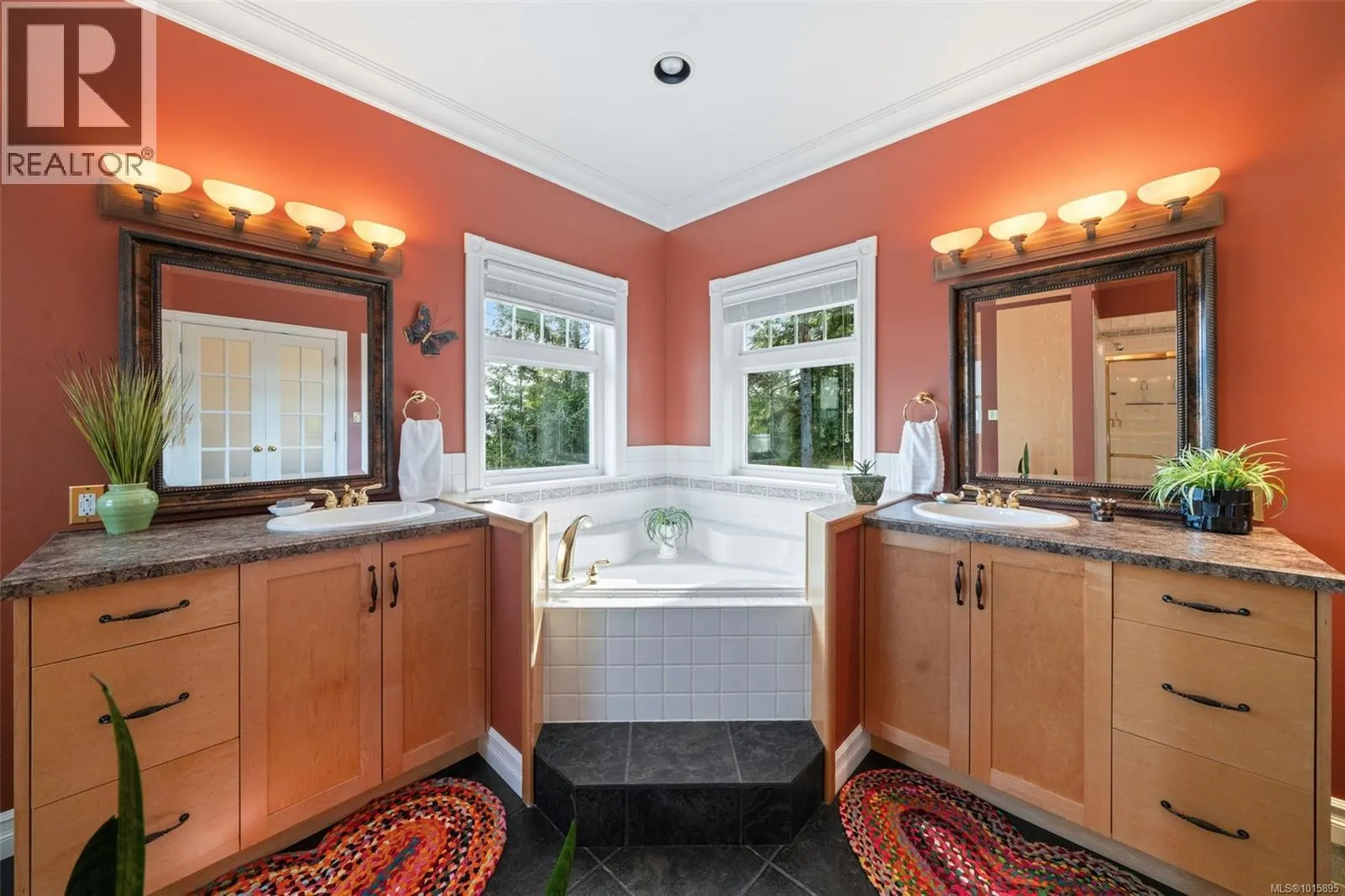 4980 Deer Park Trail