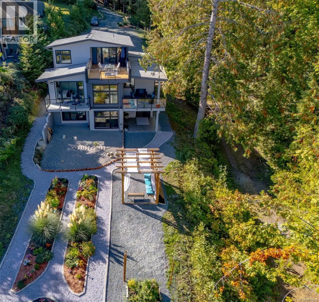 10333 Chemainus Rd