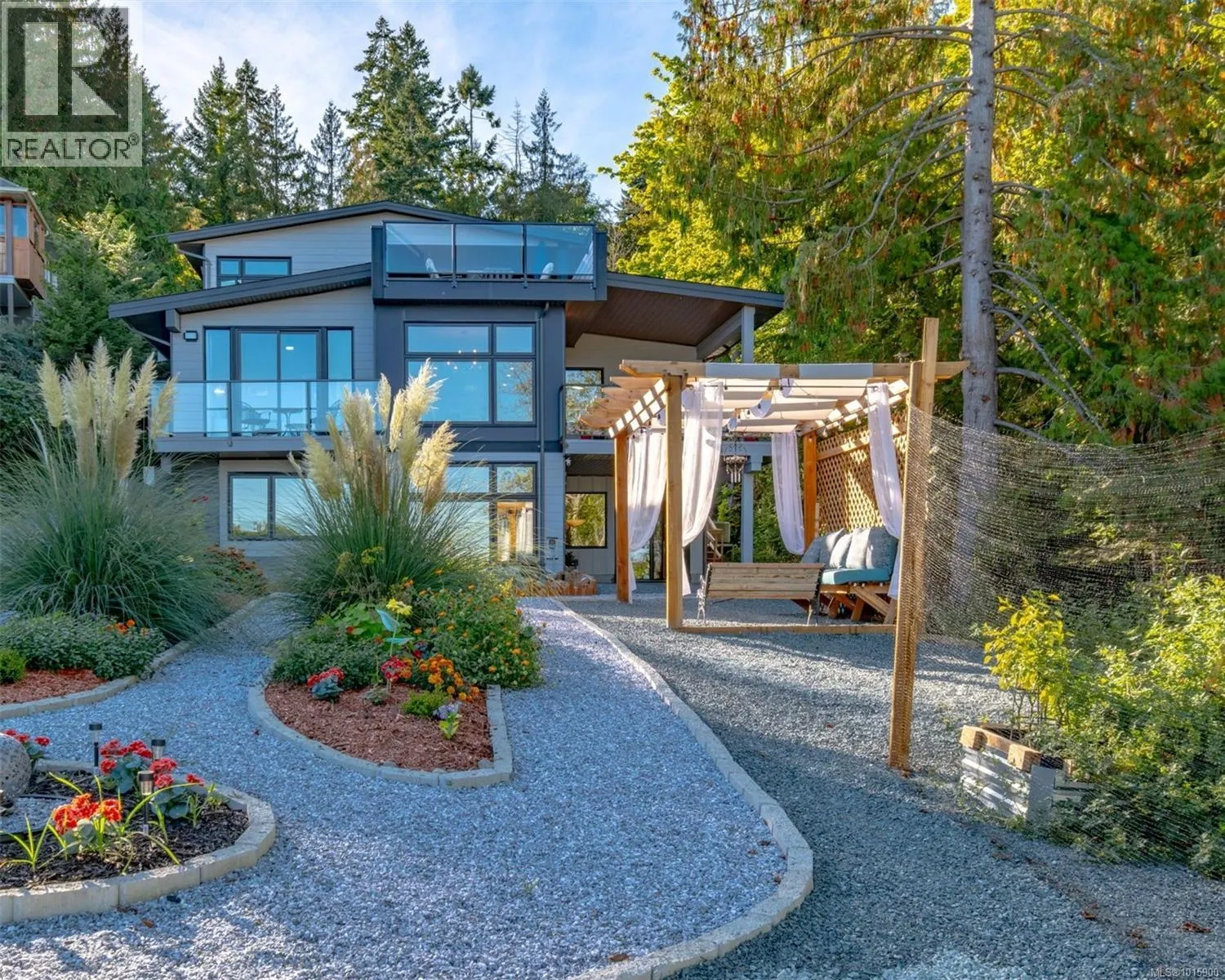 10333 Chemainus Rd