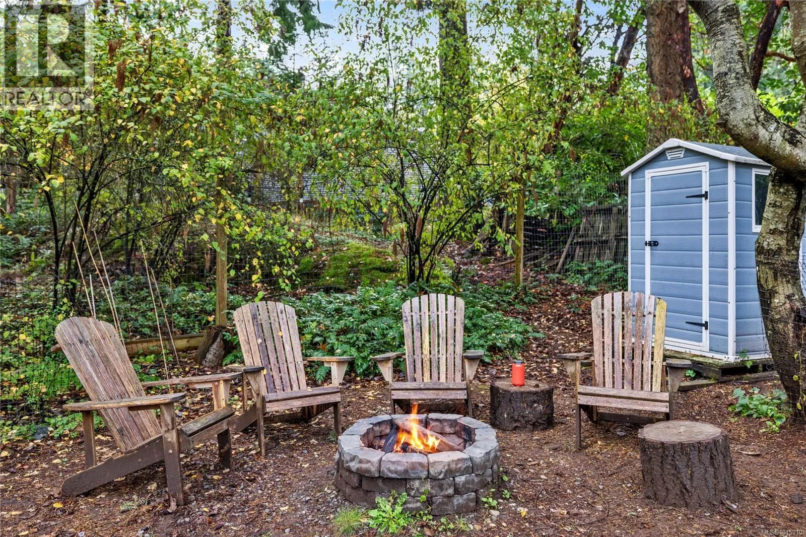 3711 Long Lake Terr