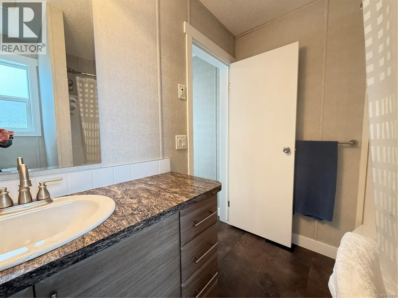 7312 Klakish Pl