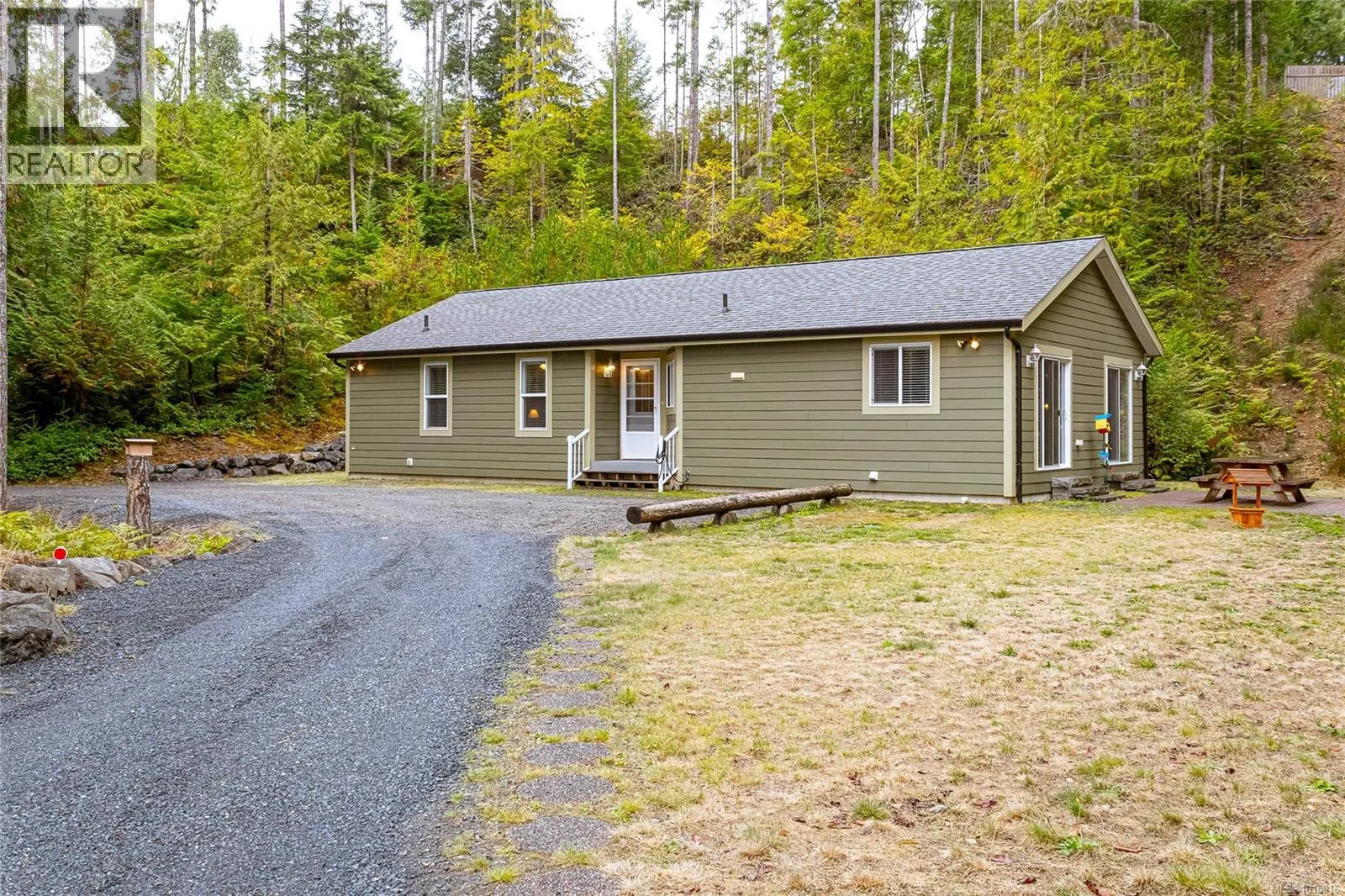 1125/1135 Spider Lake Rd