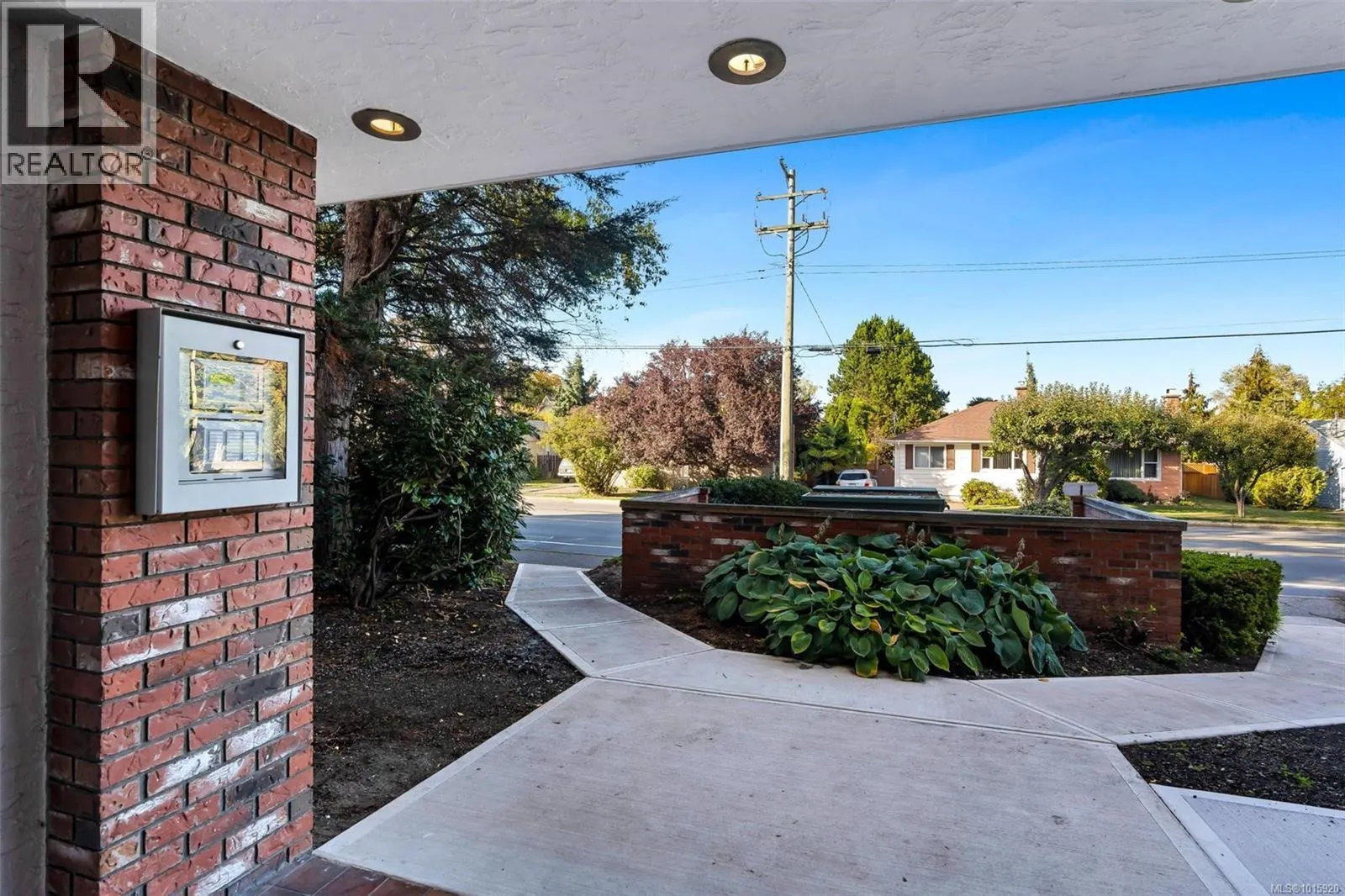 206 1725 Cedar Hill Cross Rd
