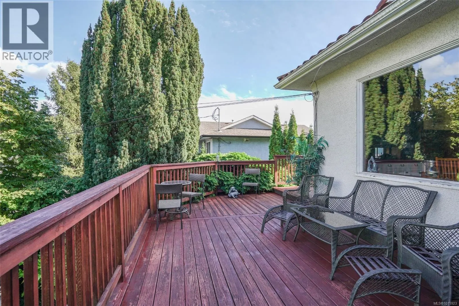 1295 Santa Rosa Ave