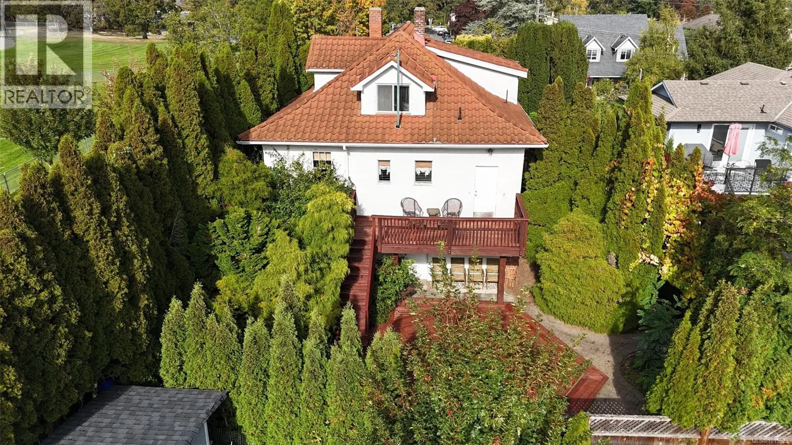 1295 Santa Rosa Ave