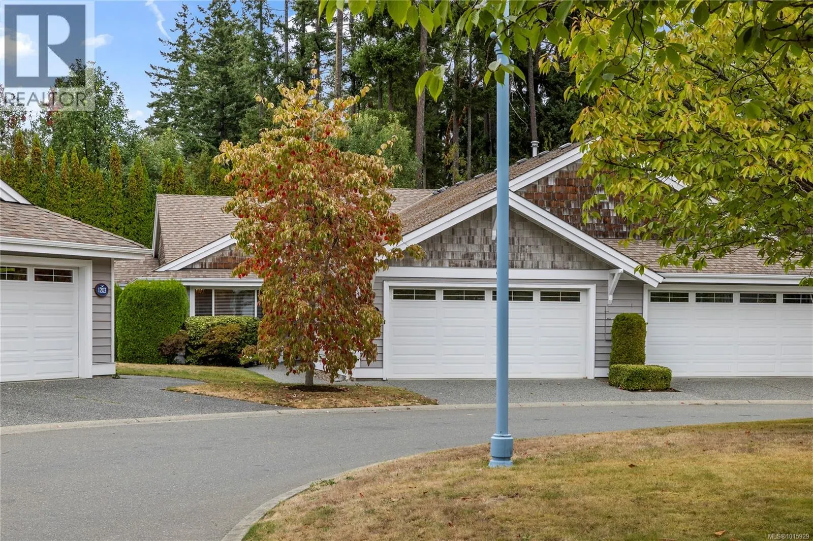 1205 Saturna Dr