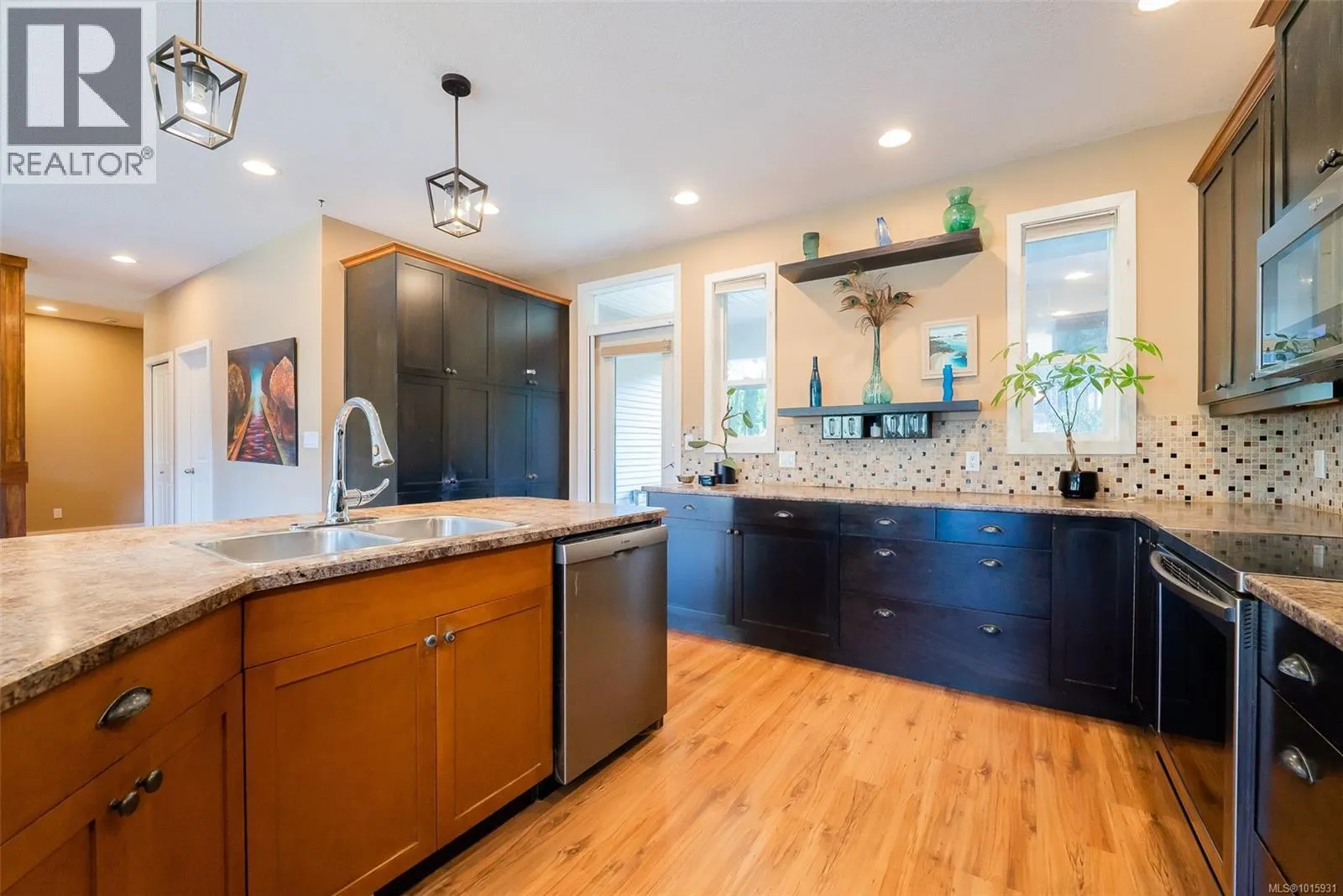 3224 Willowmere Cres