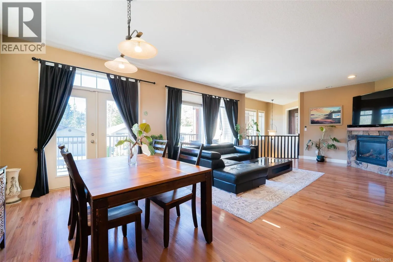 3224 Willowmere Cres