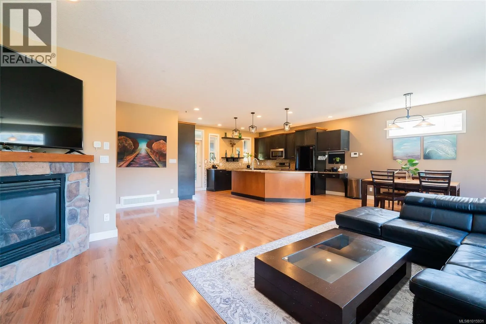 3224 Willowmere Cres