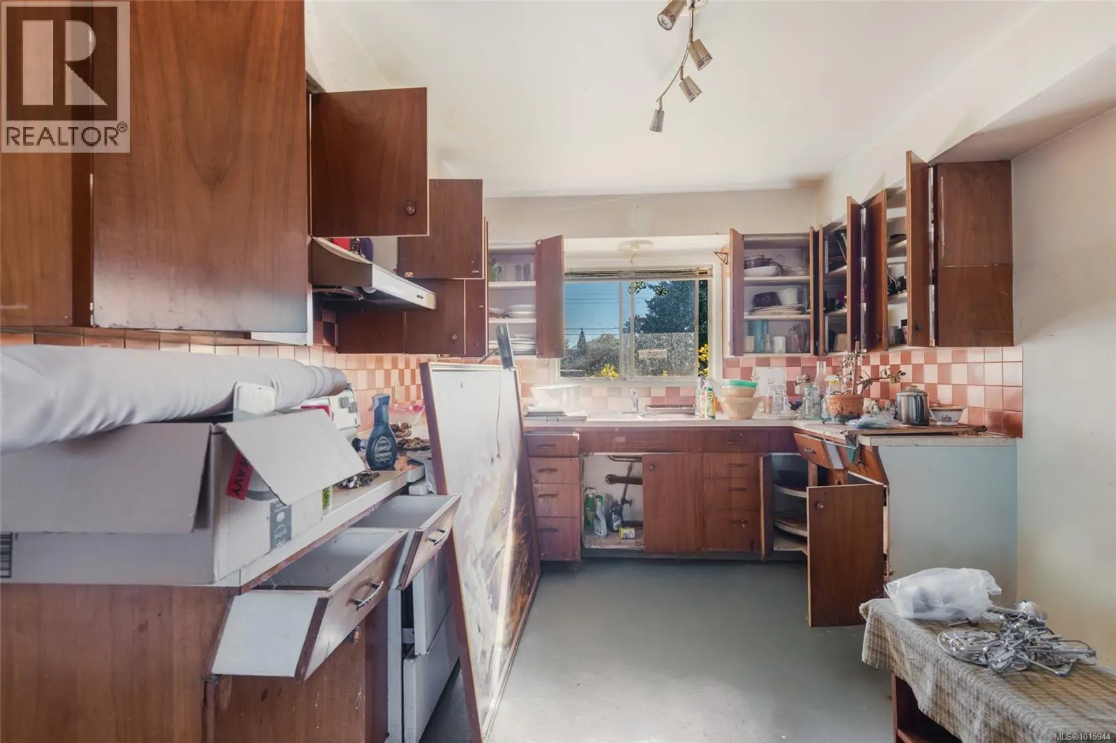 3868 Glenside Rd